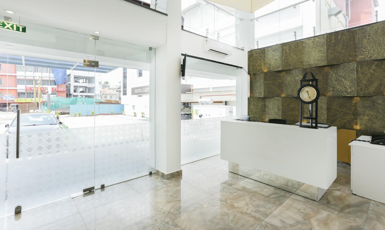 Hotel Crown Suites Kochi Εξωτερικό φωτογραφία