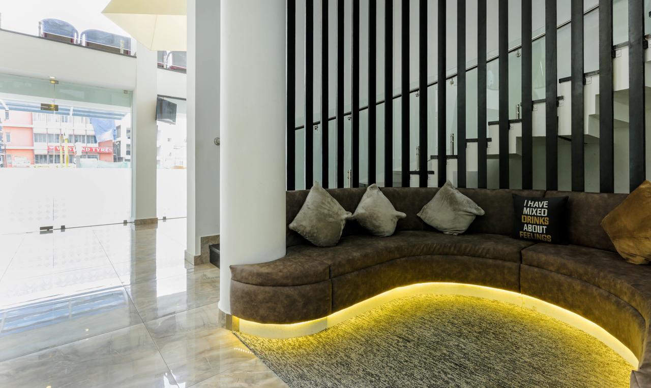 Hotel Crown Suites Kochi Εξωτερικό φωτογραφία